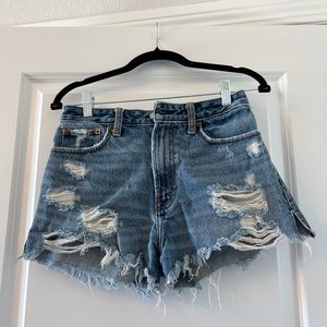 Abercrombie high rise short
